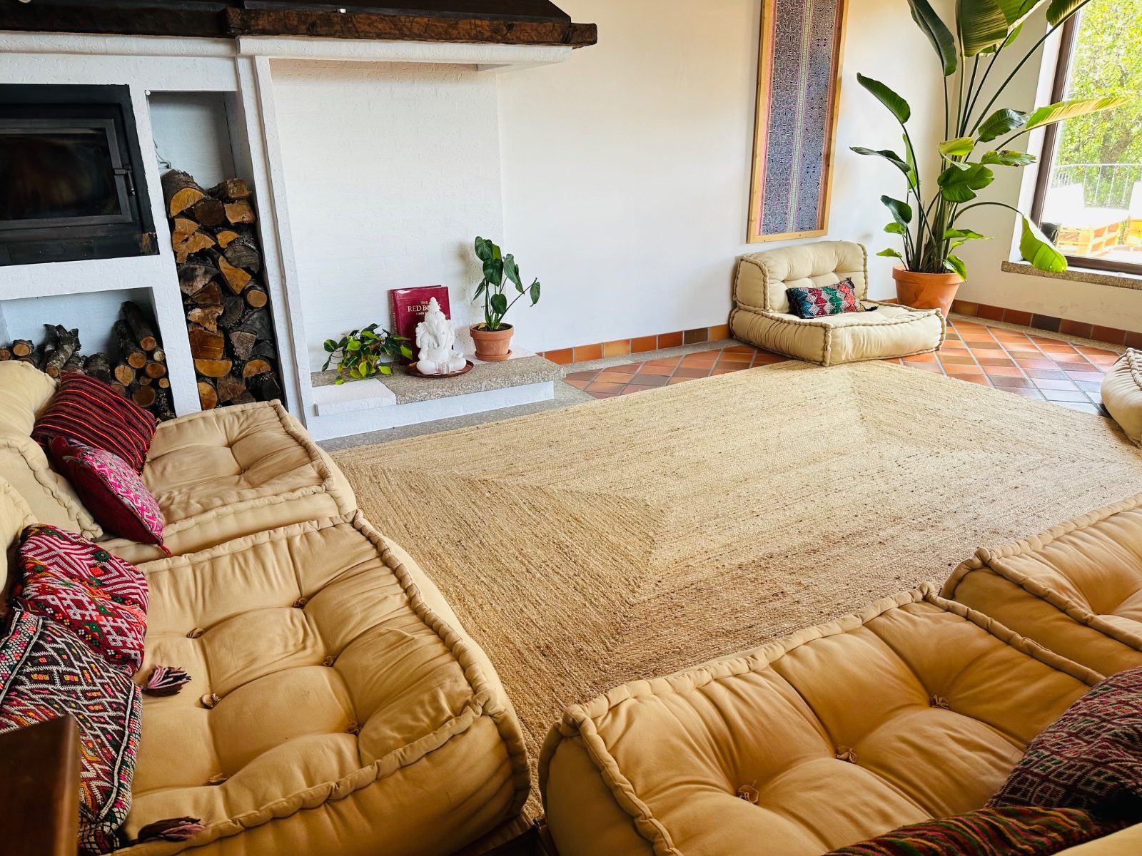The circle room at Hirundo Village