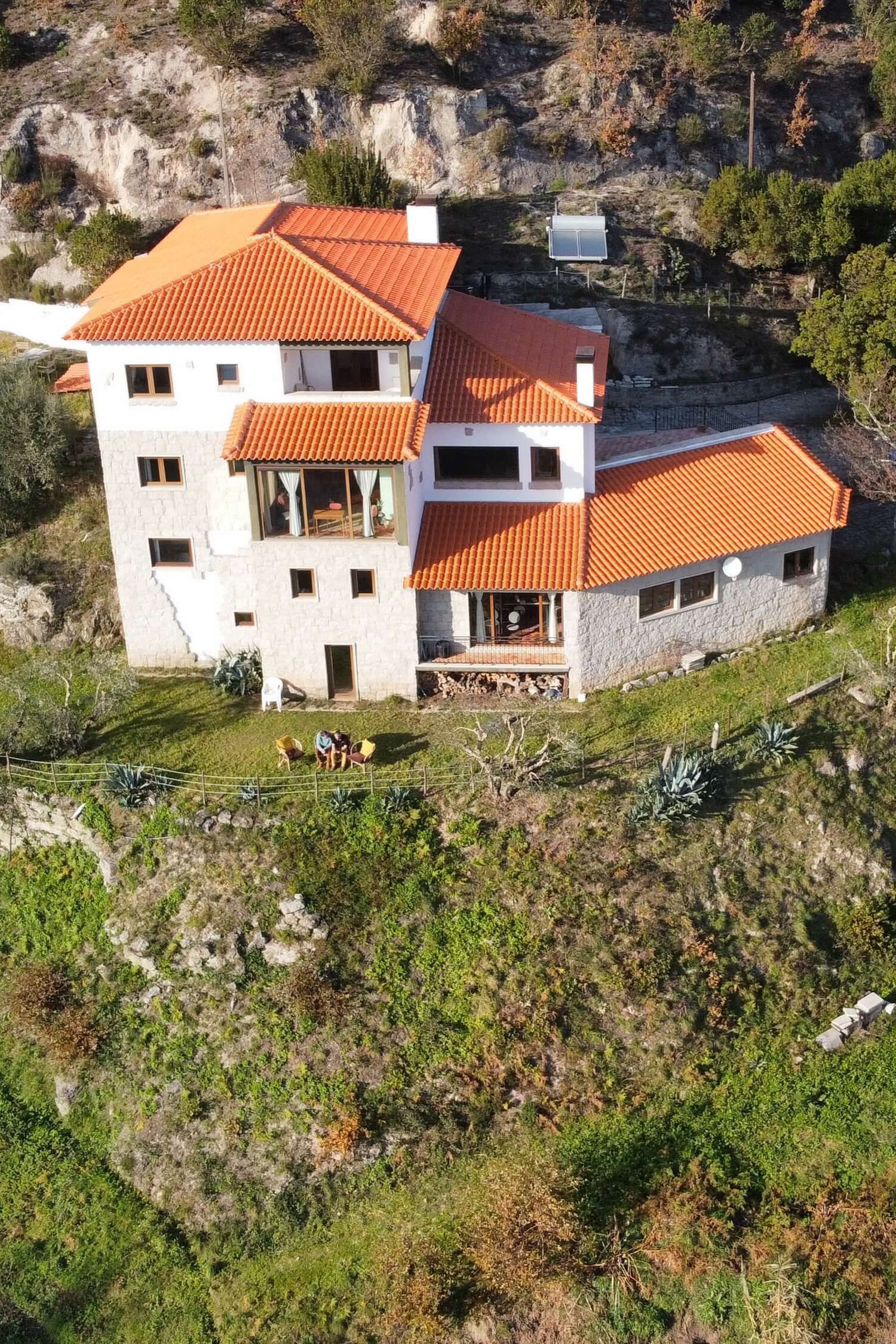 Casa OASIS, Portugal